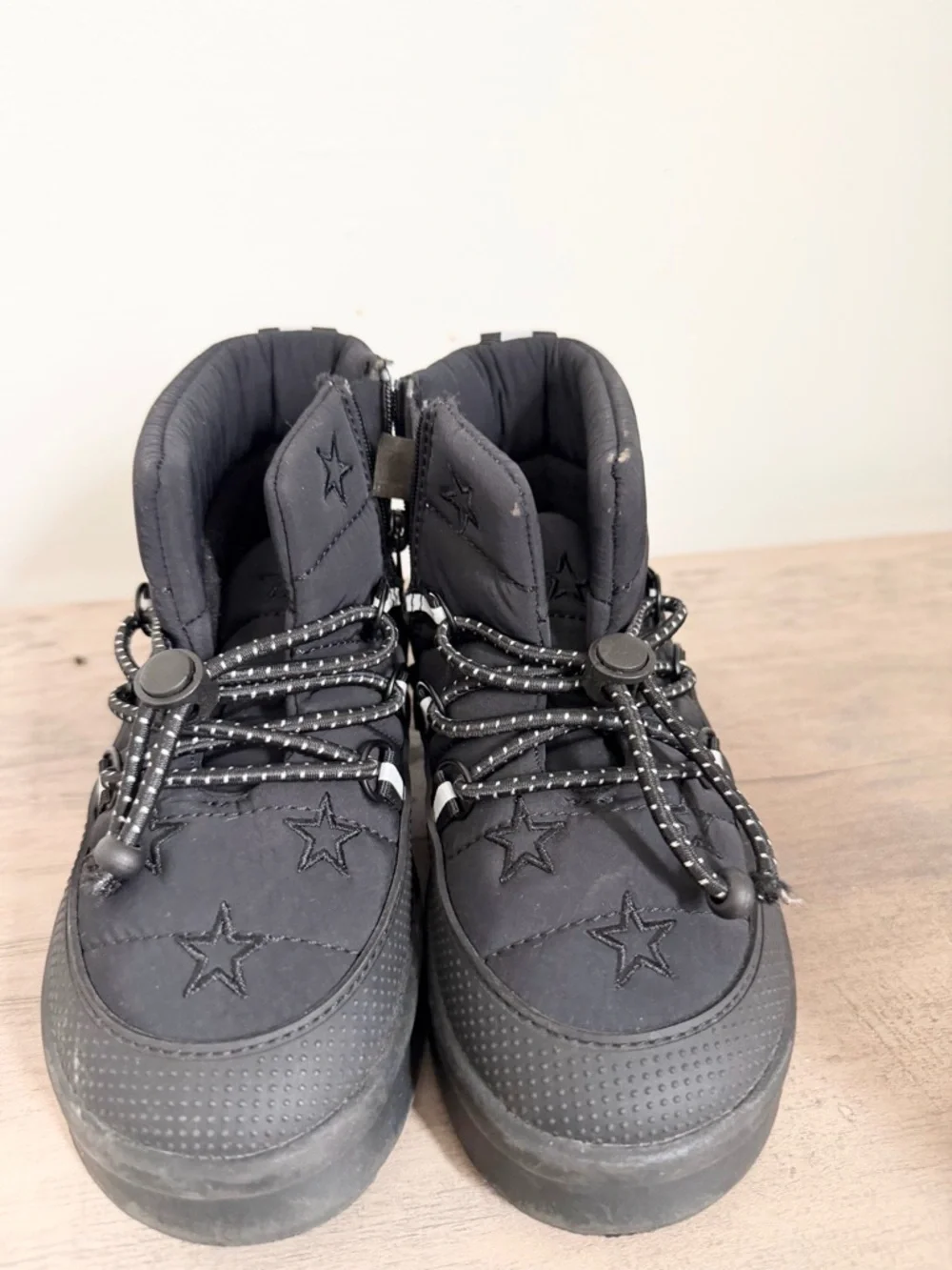 Zara outdoors winter
